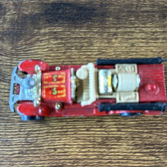 Classic Red Toy Fire Truck - Picture 6 of 9